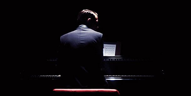 Primer tráiler para Grand Piano